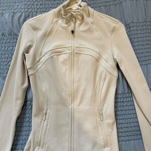 Lululemon Define Jacket Luon in Bone